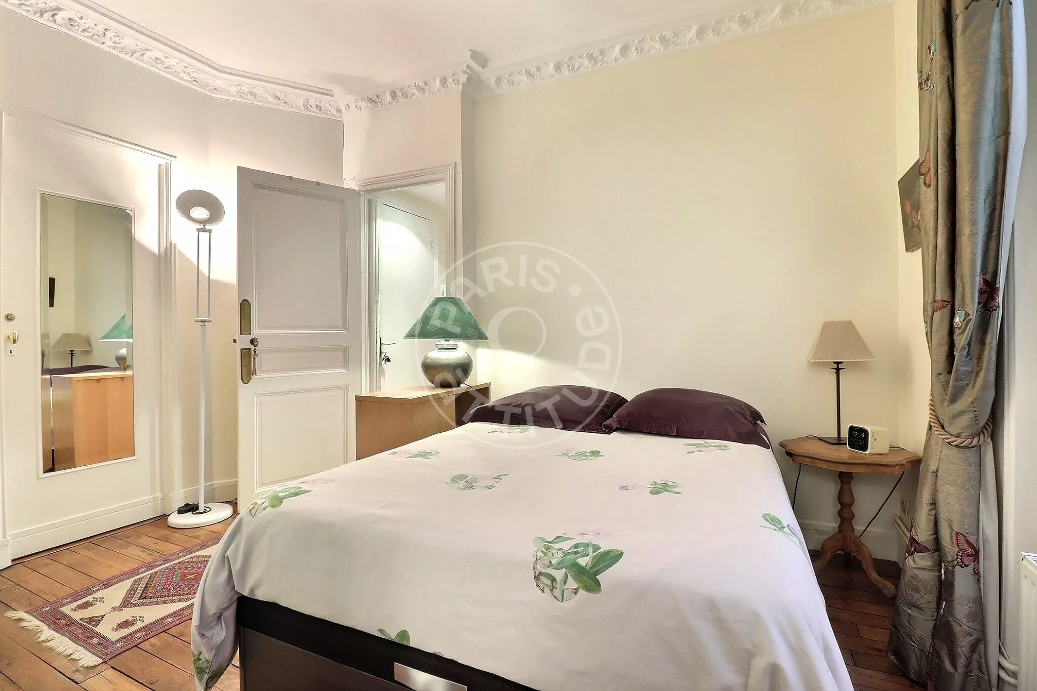 Flat Rue Broca in Paris