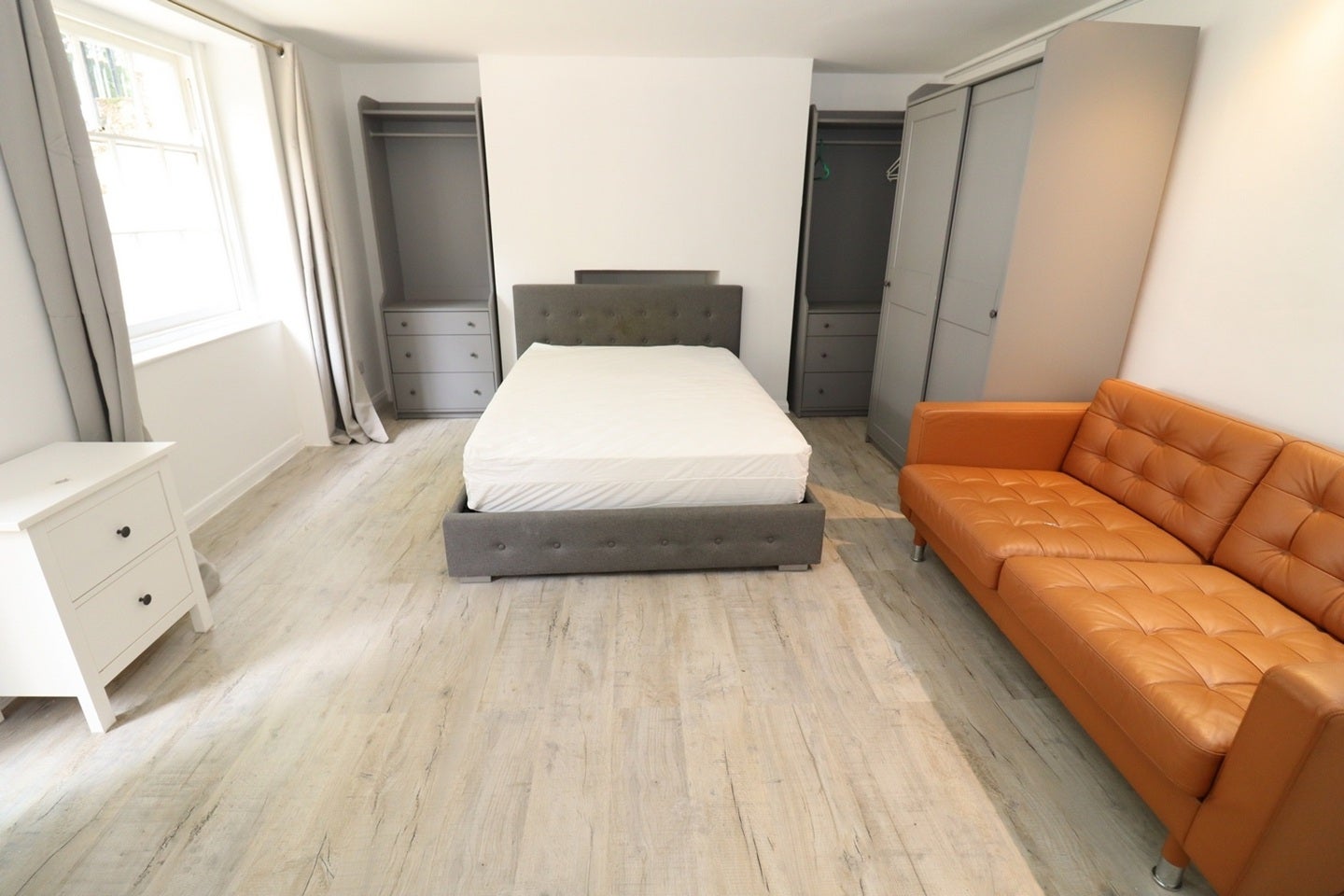 Flat Tredegar Square in Greater London