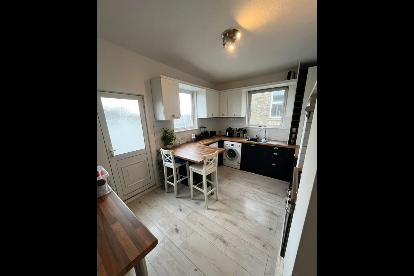 Room Dundee Road in Greater London