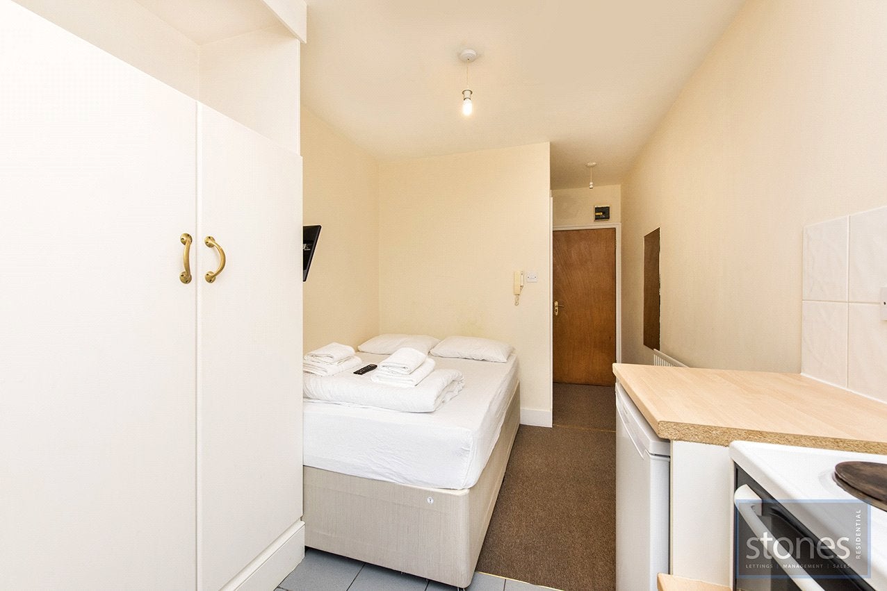 Flat Belsize Park in Greater London