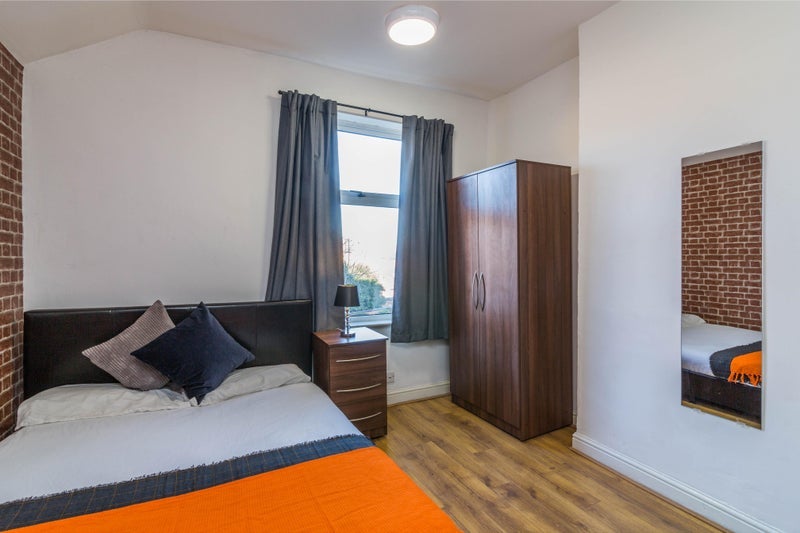 Room Great Central Road in Charnwood