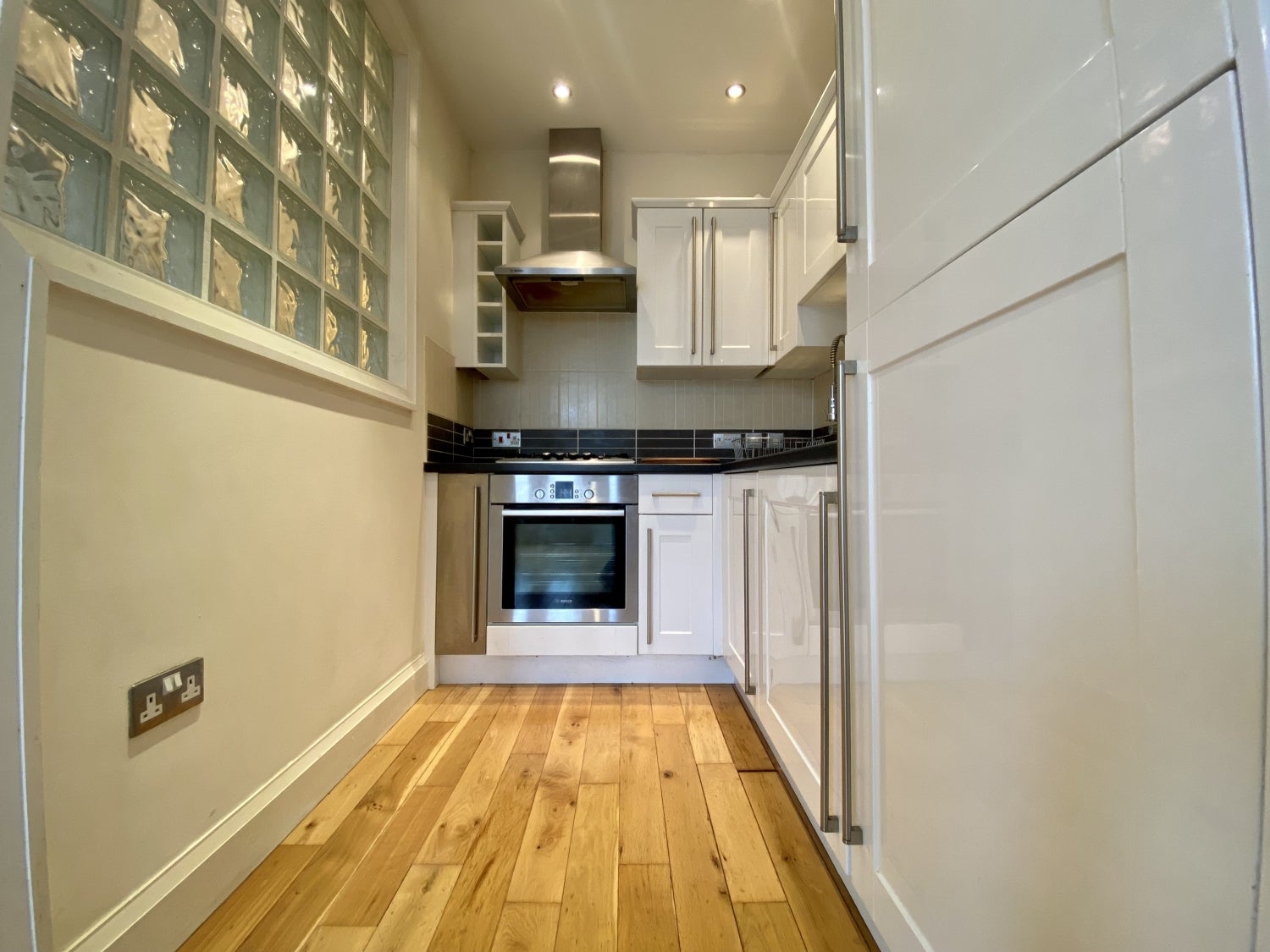 Flat Whitchurch Road in Cardiff