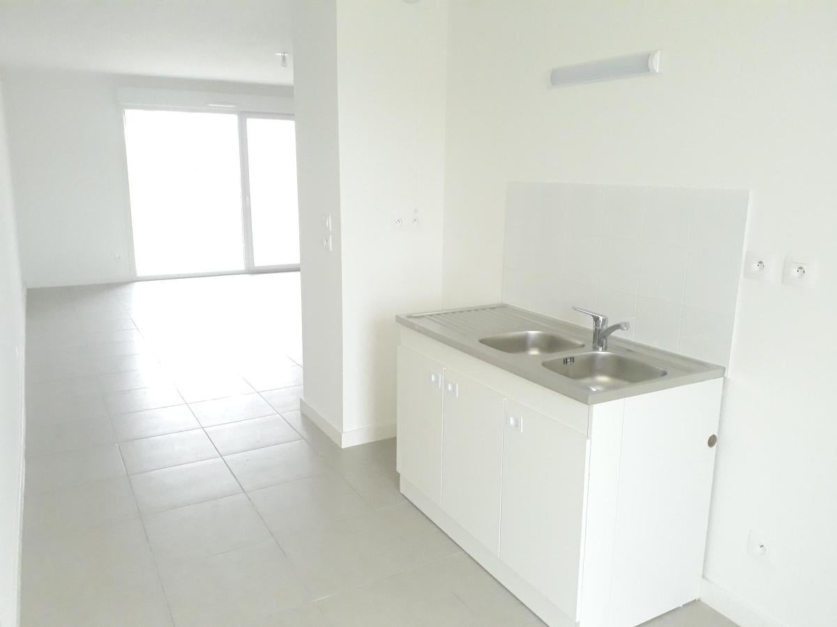 Flat Rue de la République in Sathonay-Camp
