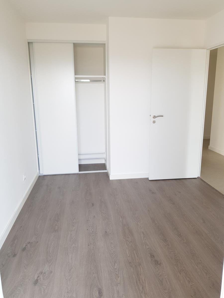Flat Rue de la République in Sathonay-Camp