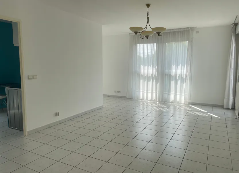 Appartement Avenue Charlie Chaplin à Sainte-Geneviève-des-Bois