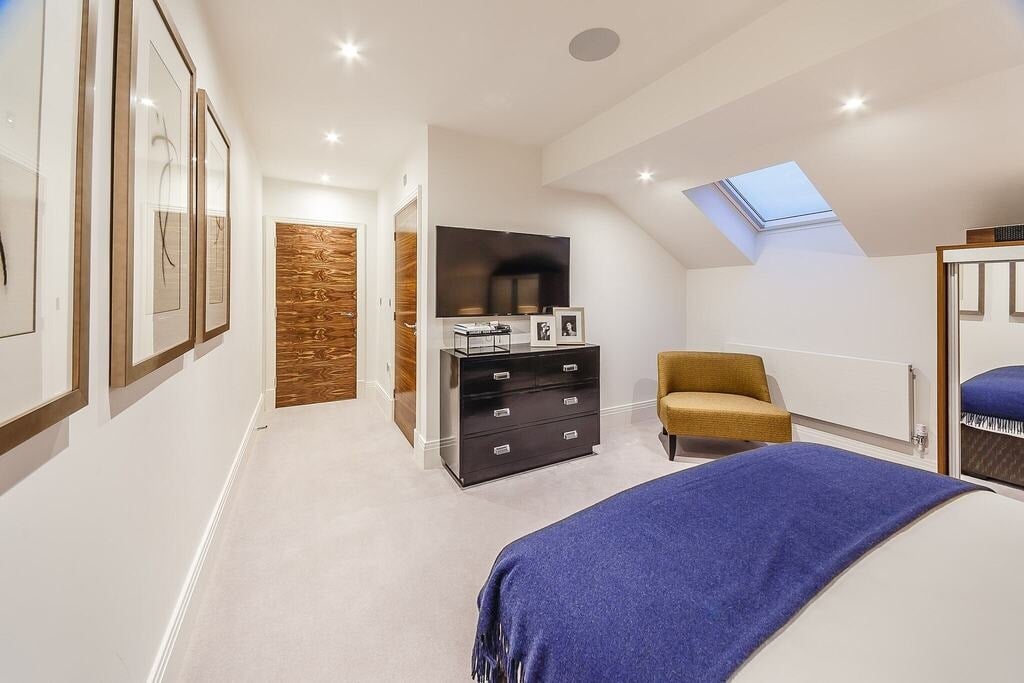 Flat Rainville Road in Greater London