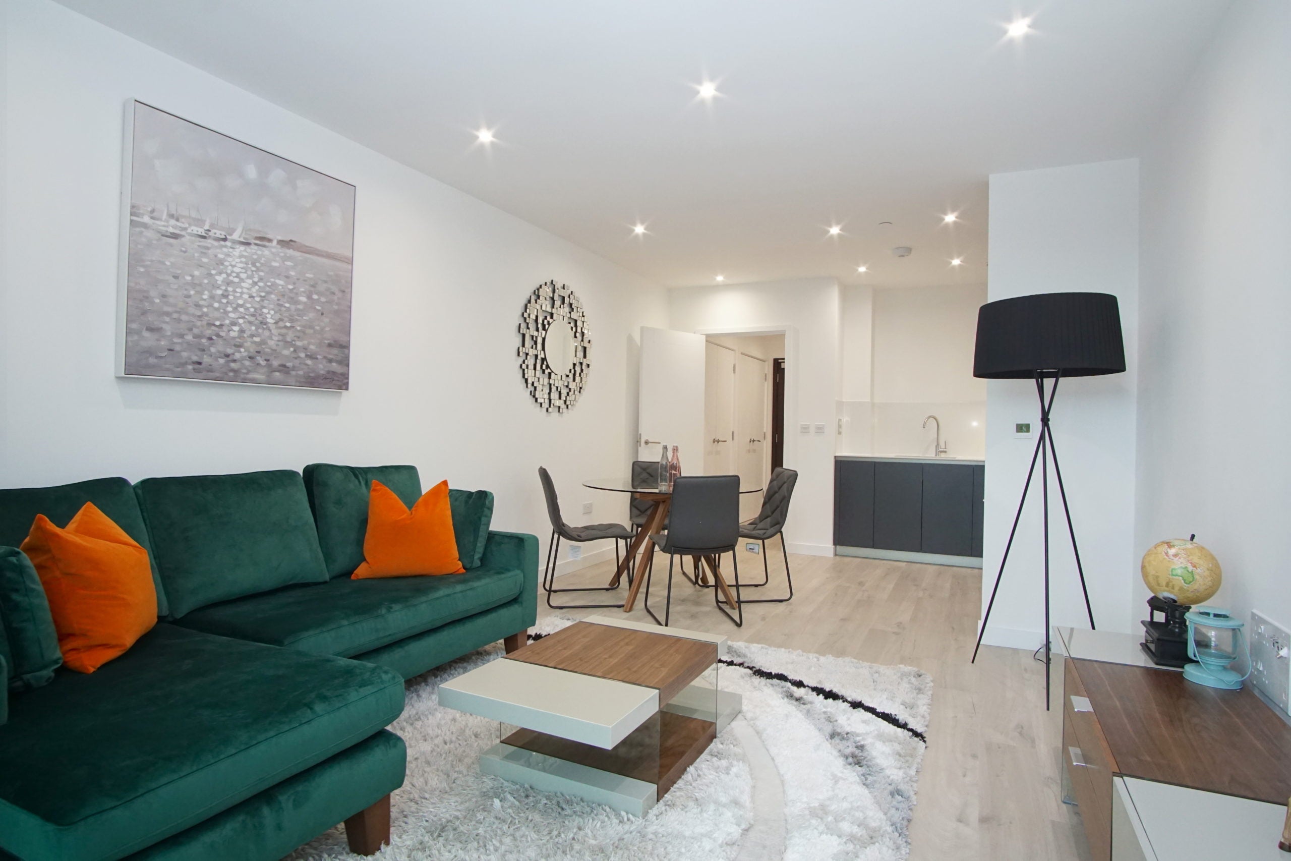 Flat Endymion Road in Greater London