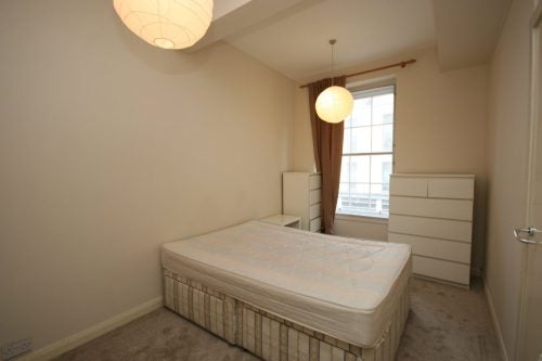 Flat Leith Street in City of Edinburgh