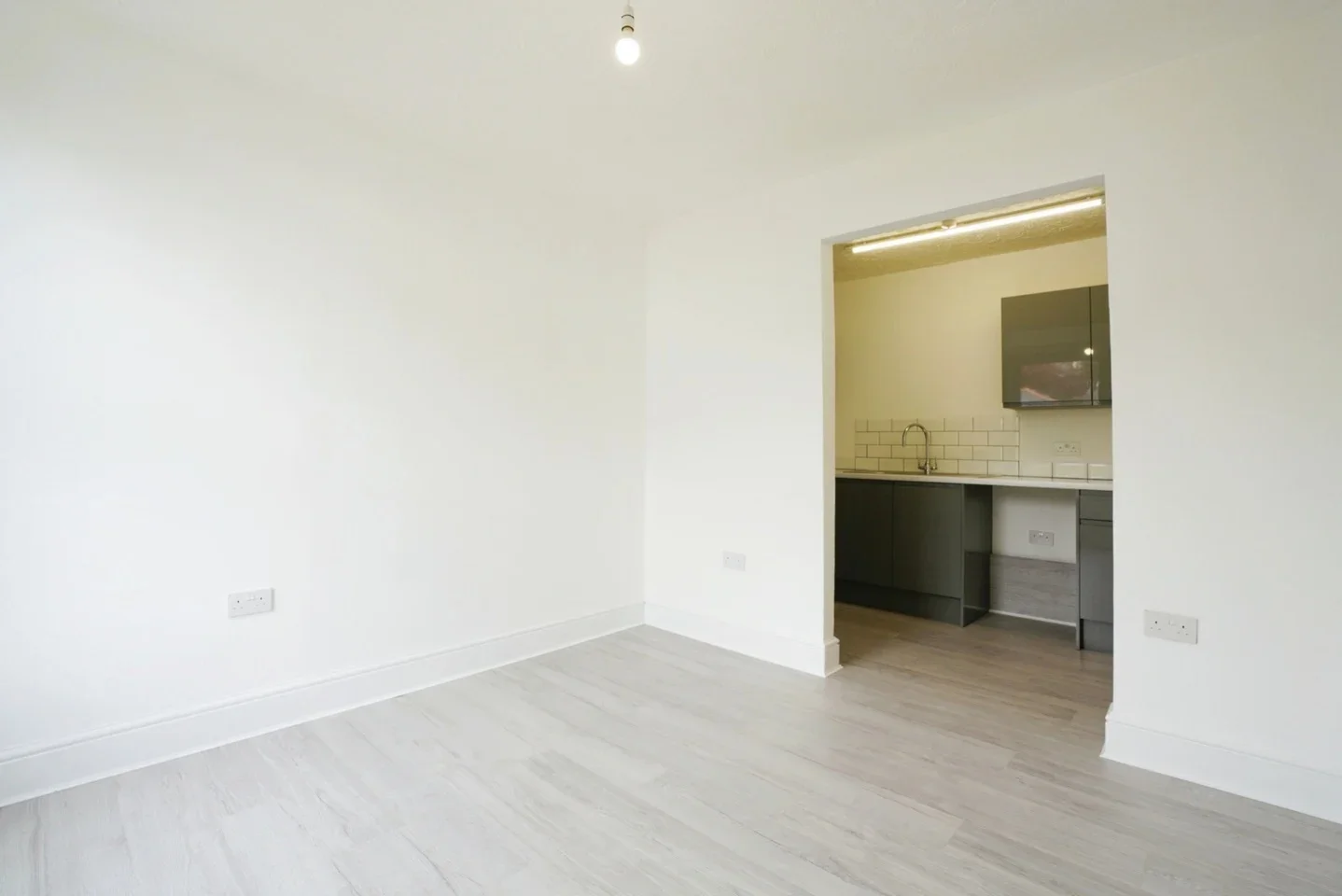 Flat Dennison Road in Bodmin