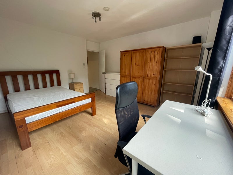 Flat Royal College Street in Greater London