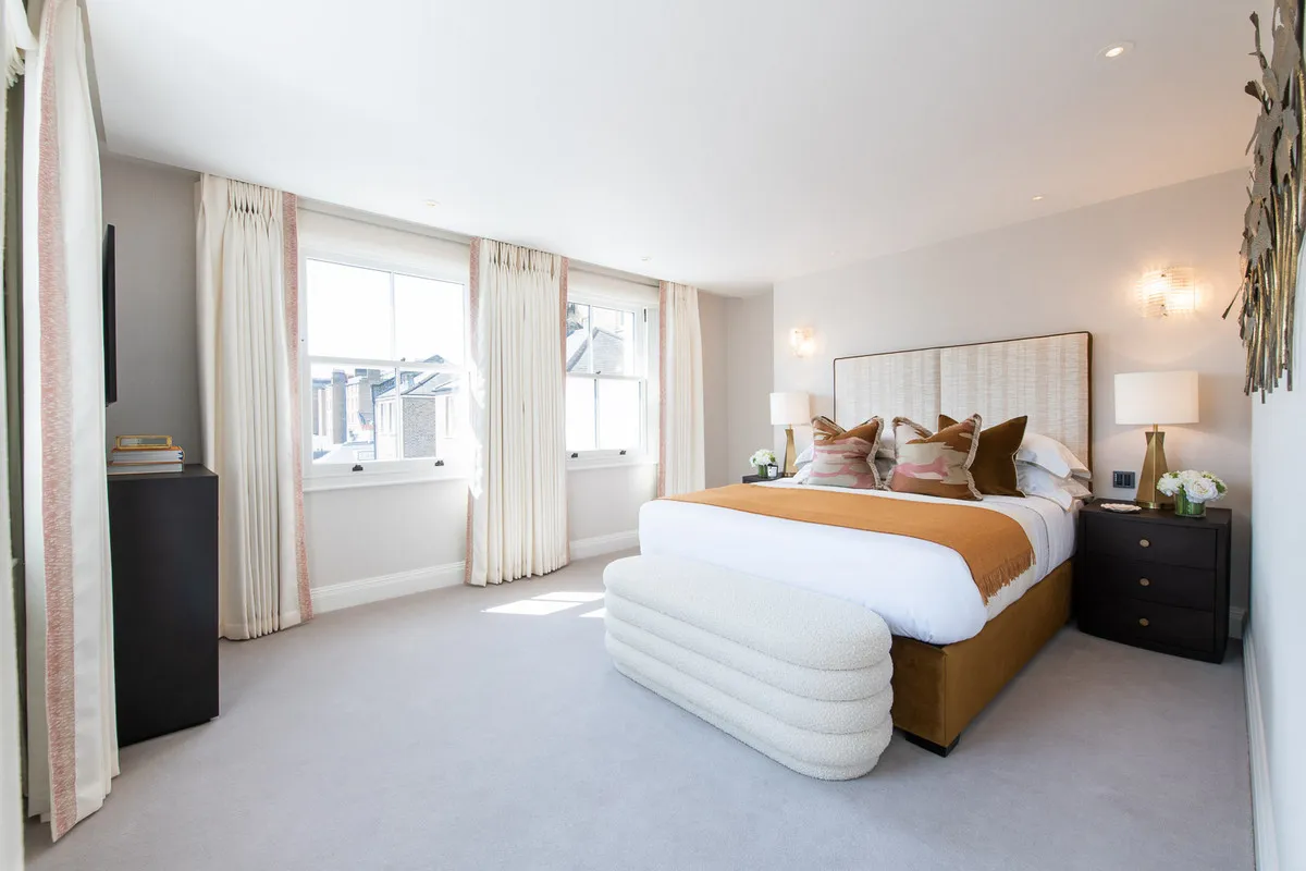 Flat Prince of Wales Terrace in Greater London
