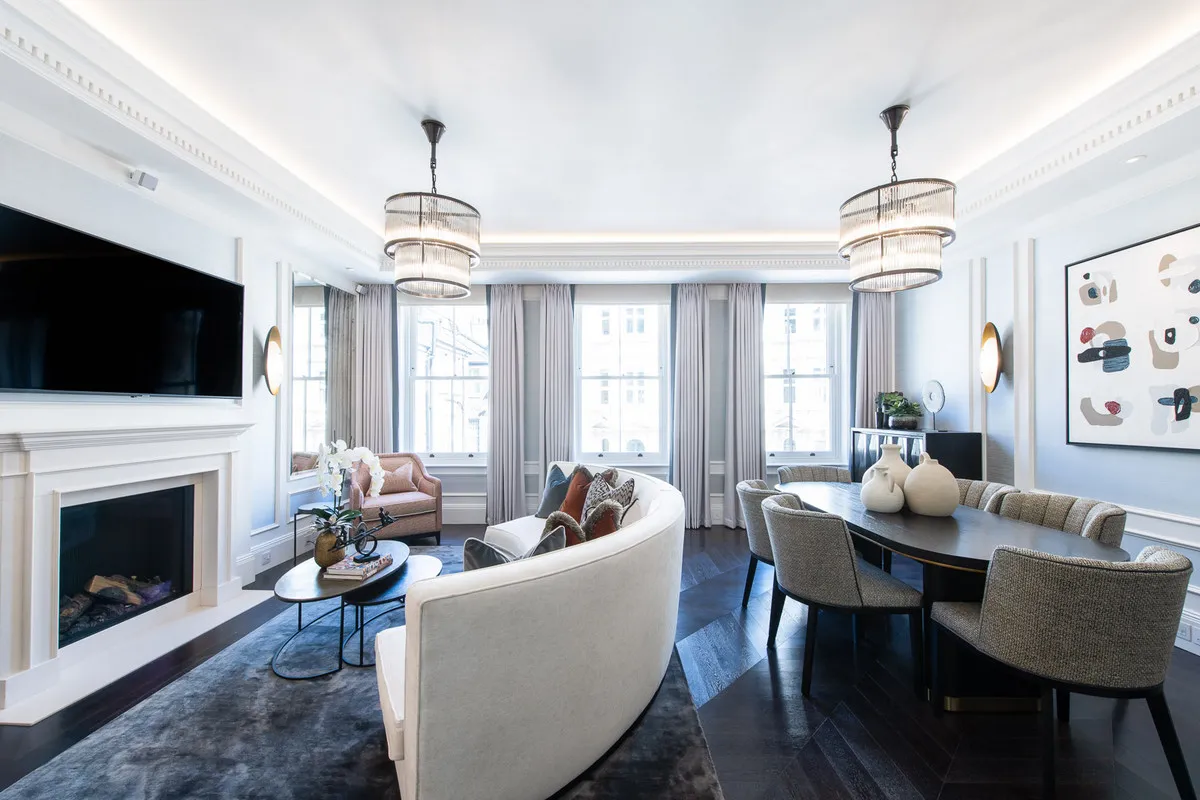 Flat Prince of Wales Terrace in Greater London