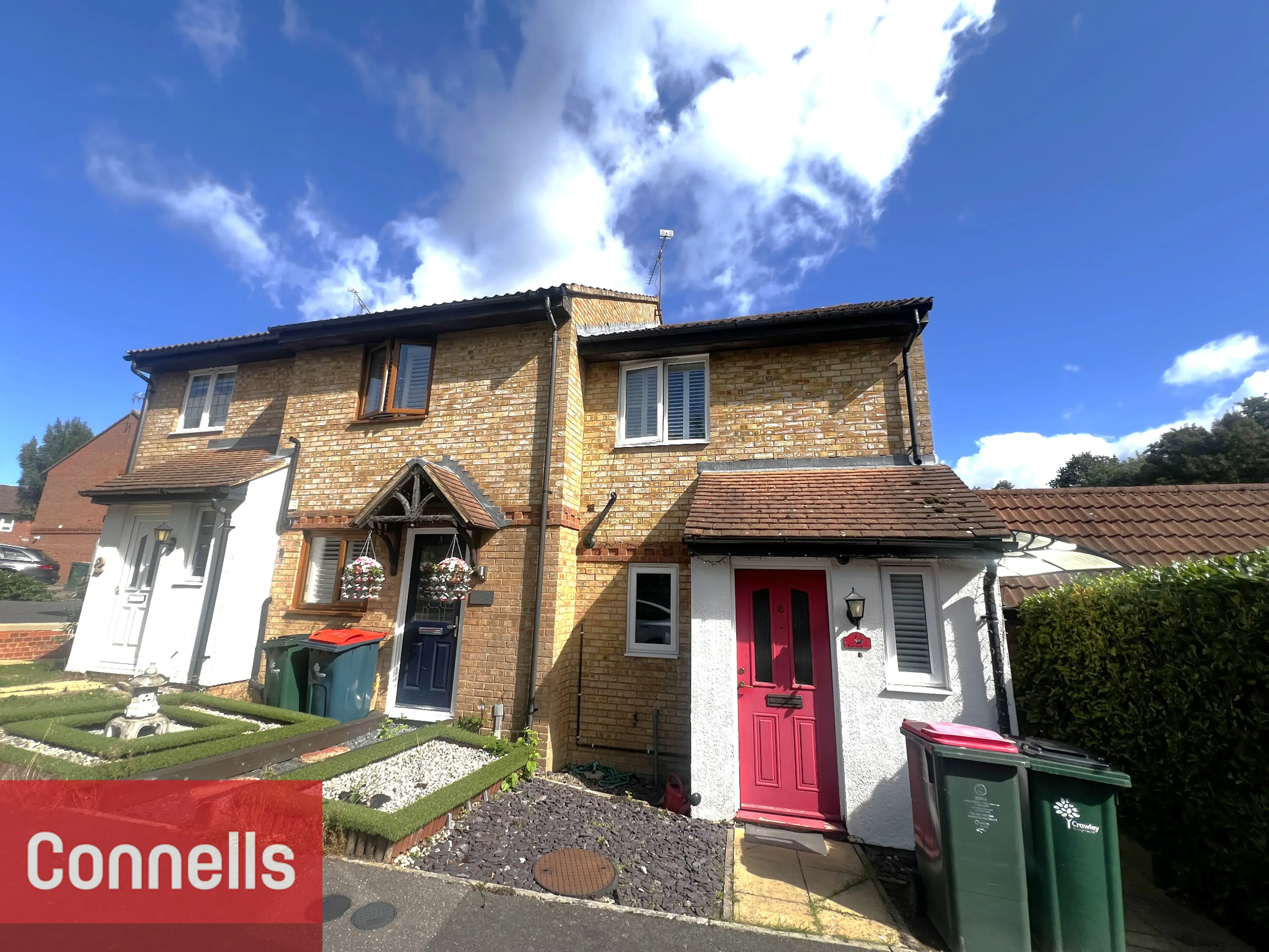 House Flint Close in Crawley