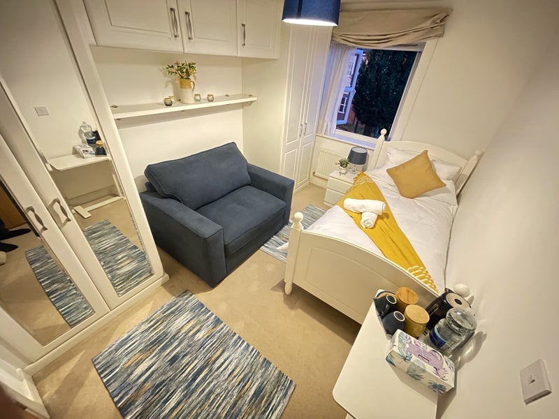 Room Daylesford Grove in Slough