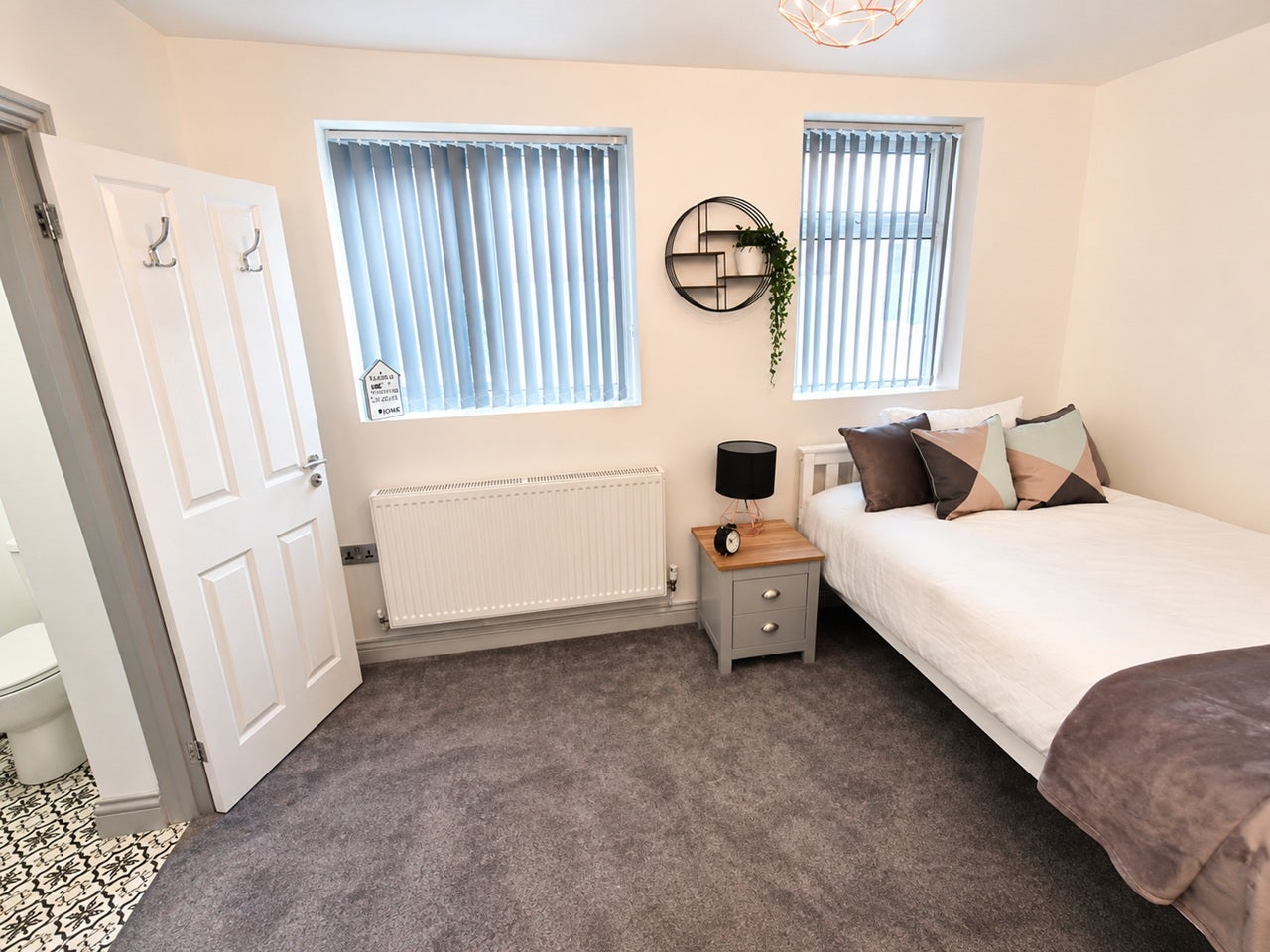 Room Pershore Road in Birmingham