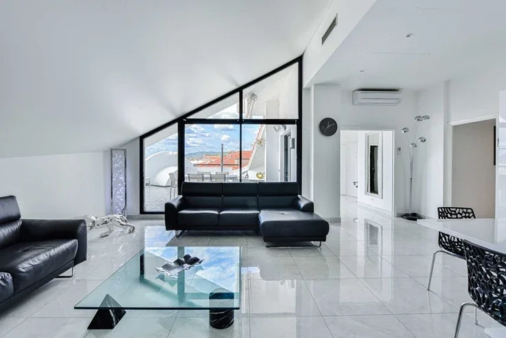 Flat Rue Jean Daumas in Cannes