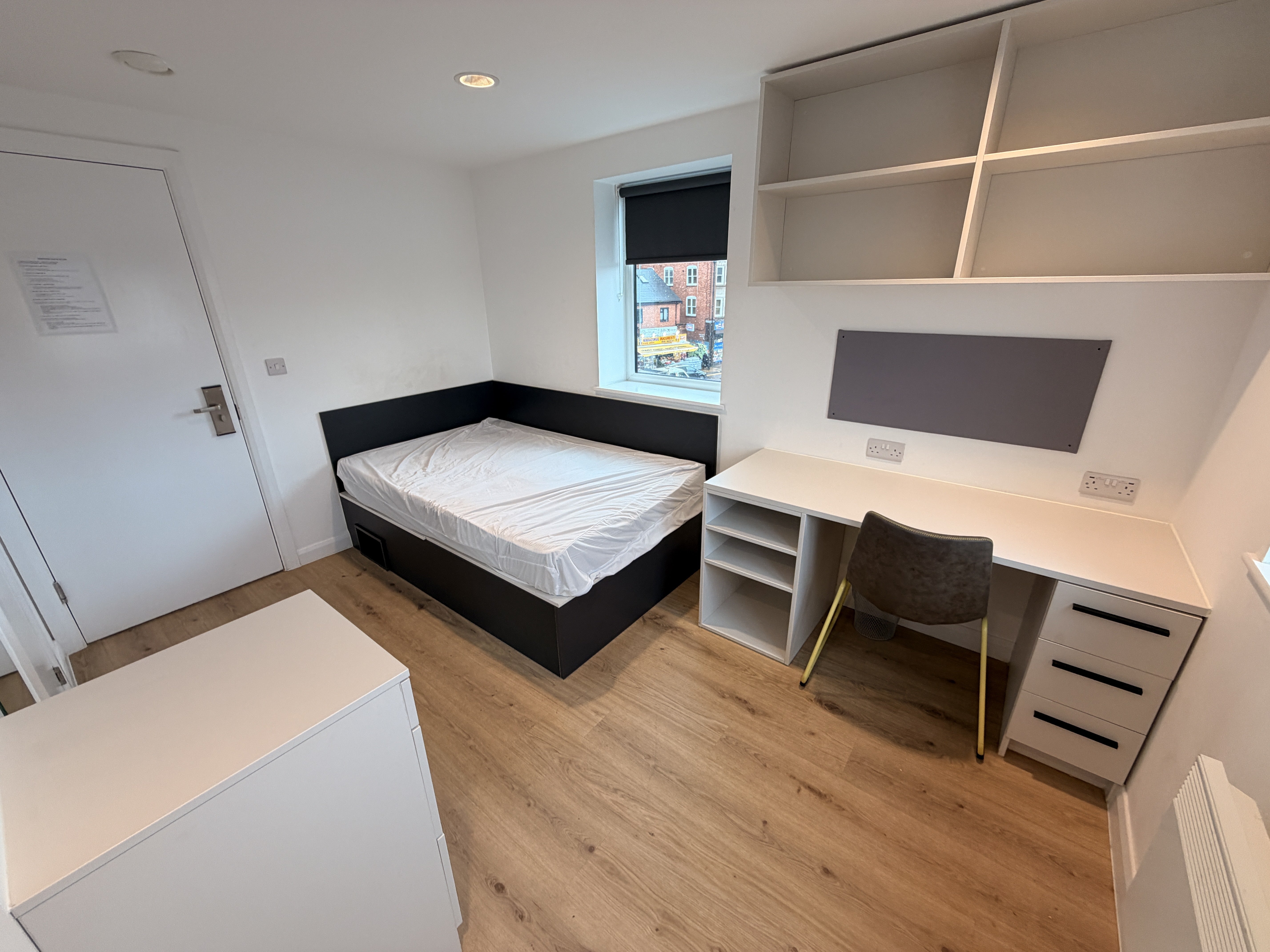 Room Abington Square in Northampton