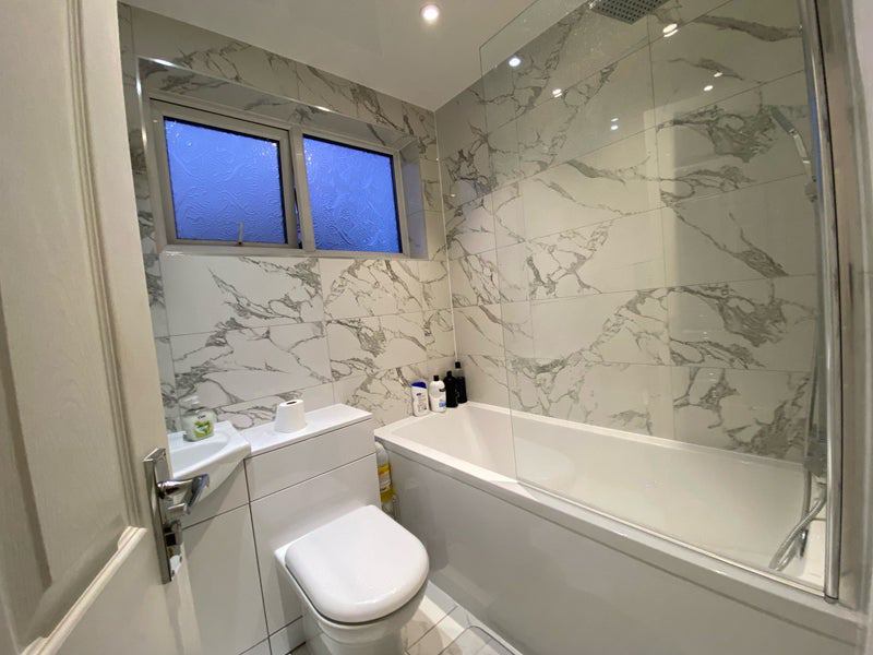 Room Bushey Down in Greater London