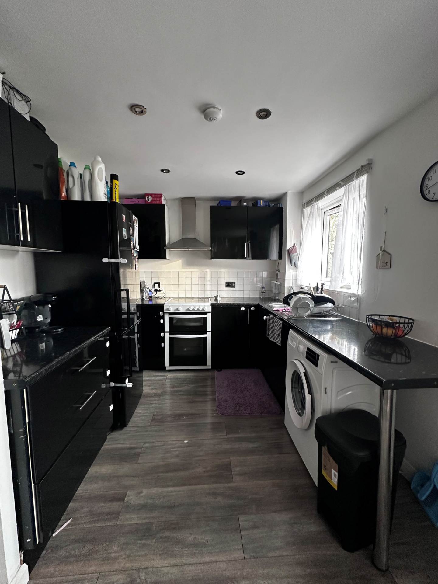 Flat Abbey Lane in Greater London