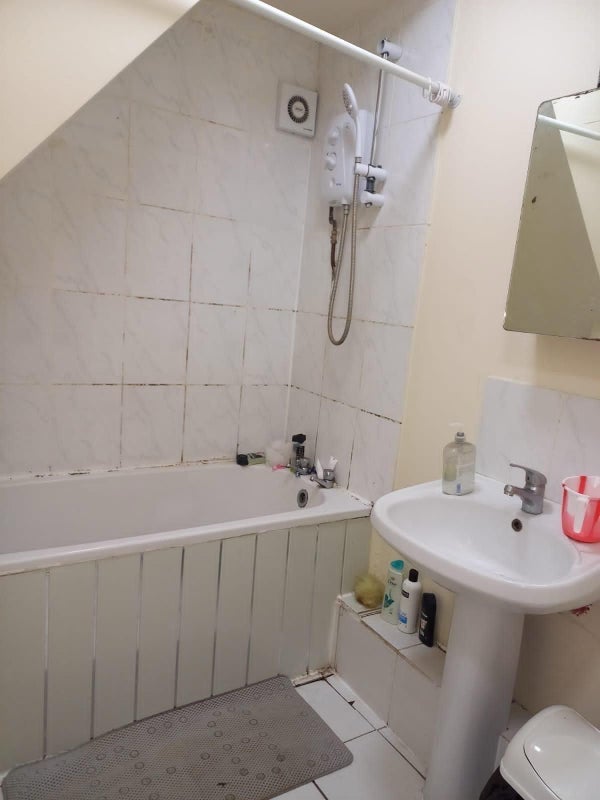 Room Back Spring Grove Walk in Leeds