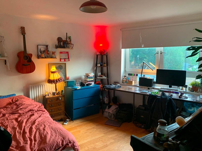 Room Alverton Street in Greater London
