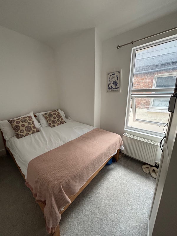 Room Bickley Street in Greater London