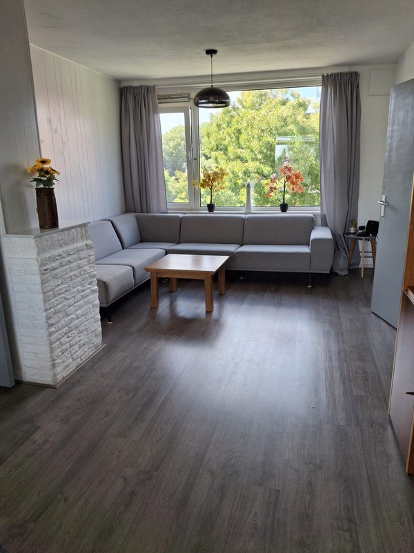 Appartement S.L. Louwesstraat in Enschede
