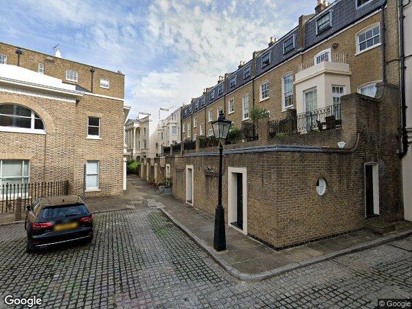 Flat Peto Place in Greater London