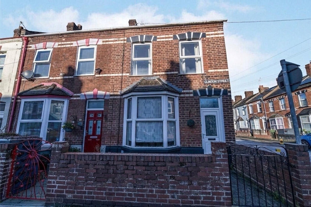 House Clinton Street in Exeter