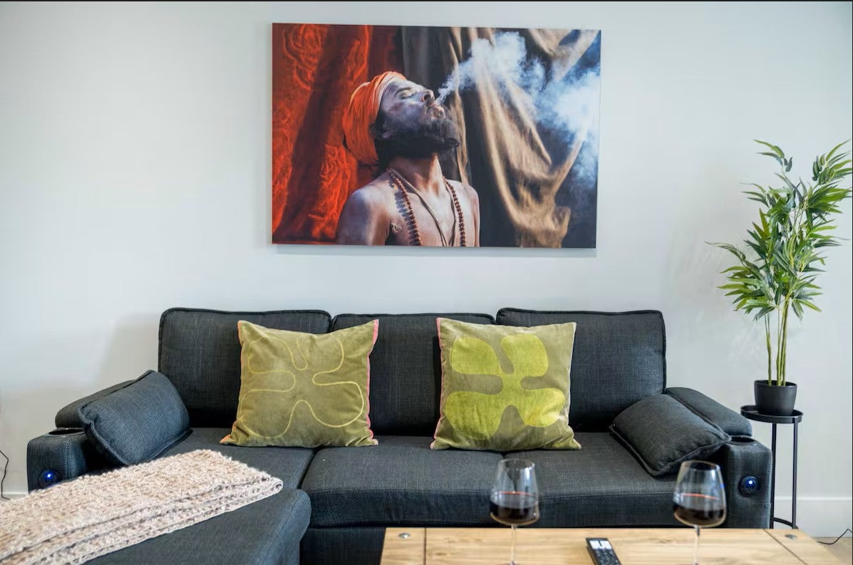 Flat Hendon Way in Greater London