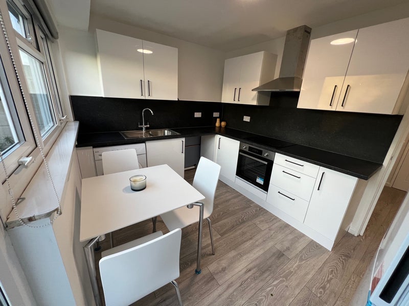 Room Jermaynes in Basildon
