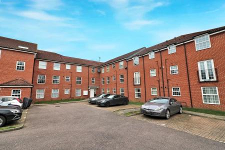 Flat Bridge Road East in Welwyn Hatfield