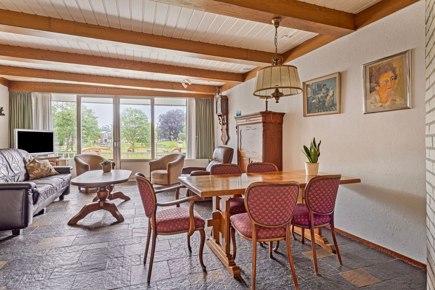Tussenwoning te koop: Weeshuisstraat 27, Coevorden