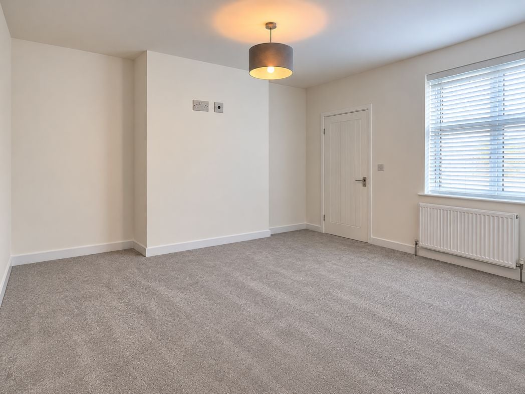 Flat Allendale Road in Newcastle upon Tyne