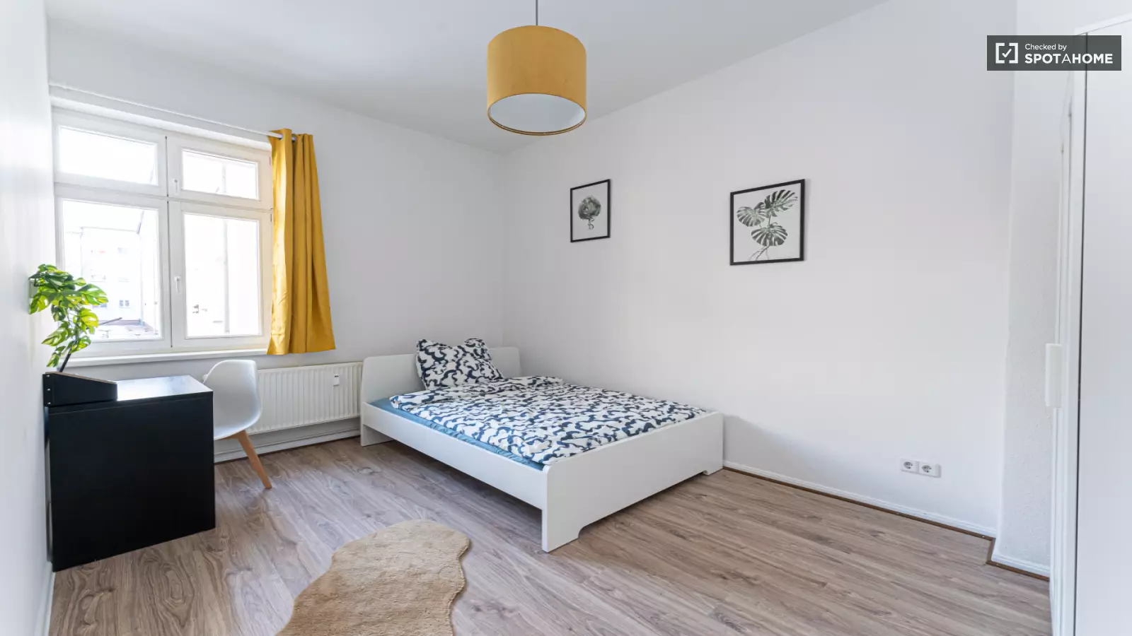 Wohnung Rhinstraße in Berlin