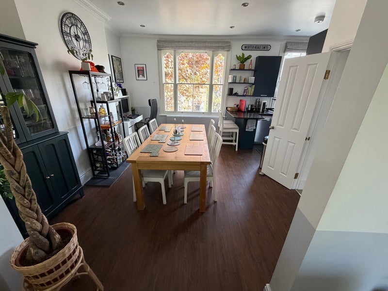 Room Werter Road in Greater London