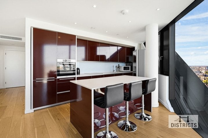 Flat Walworth Road in London