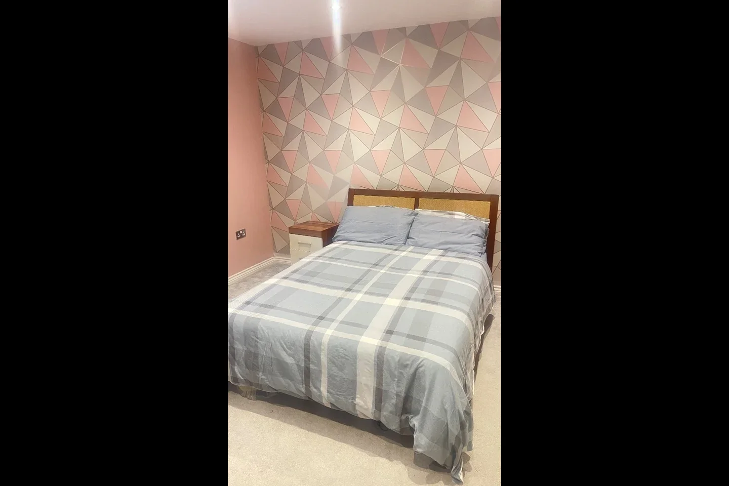 Room Park House Farm Way in Havant