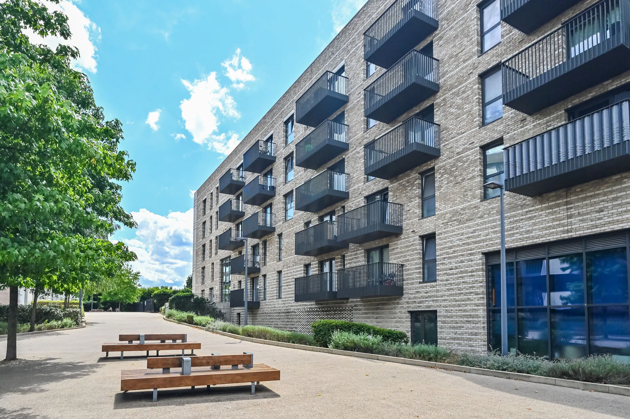Flat Bramwell Way in Greater London