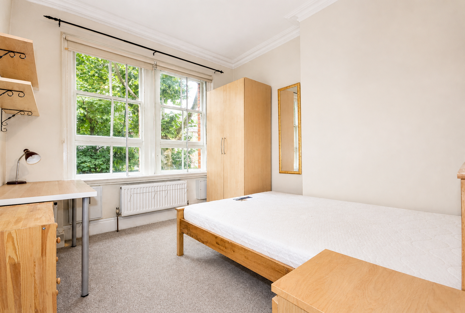 Flat Avonmore Road in Greater London