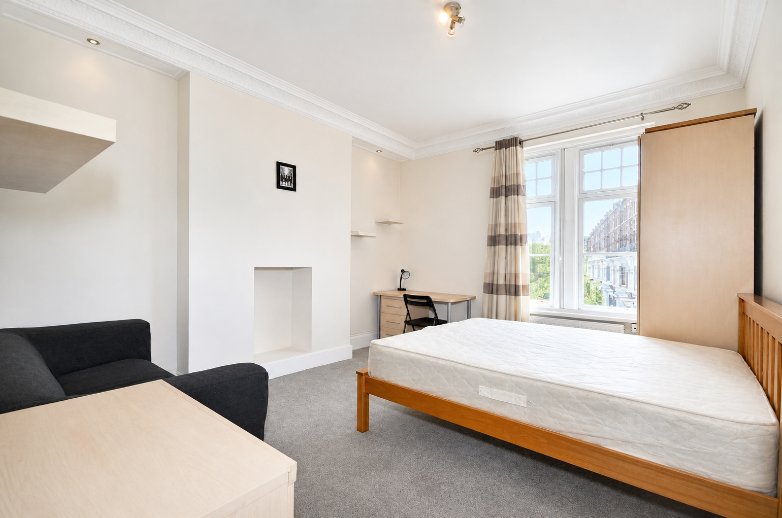 Flat Avonmore Road in Greater London