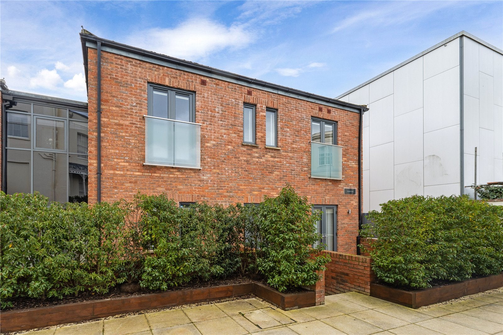 Flat Lypiatt Road in Cheltenham