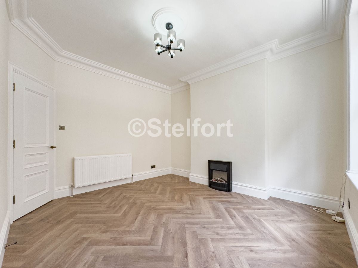 Flat Gosfield Street in City of Westminster