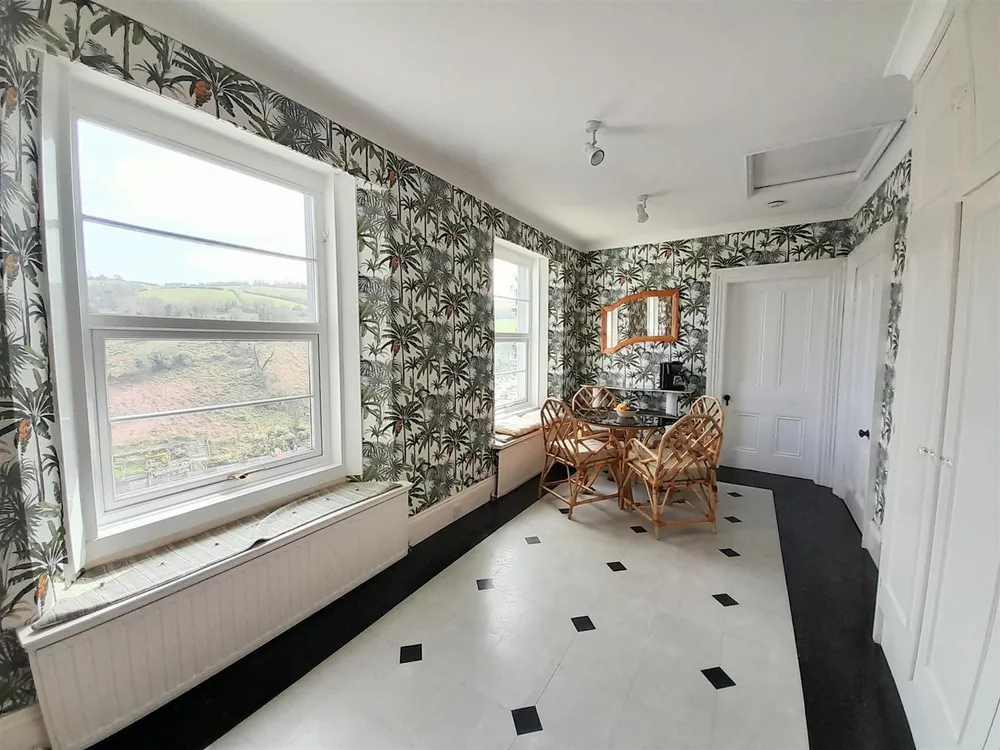 Flat Victoria Road in South Hams