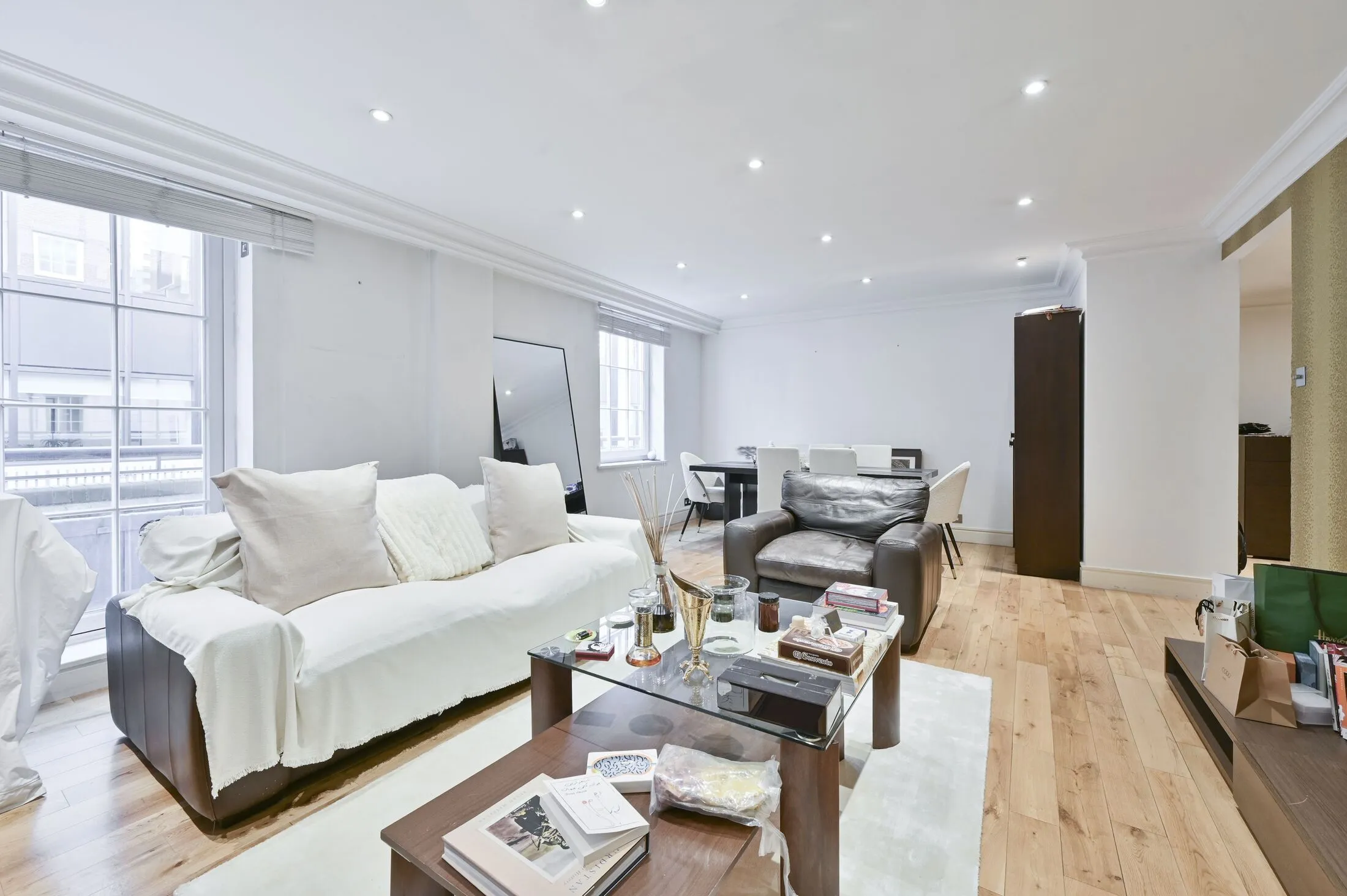 Flat Harewood Avenue in City of Westminster