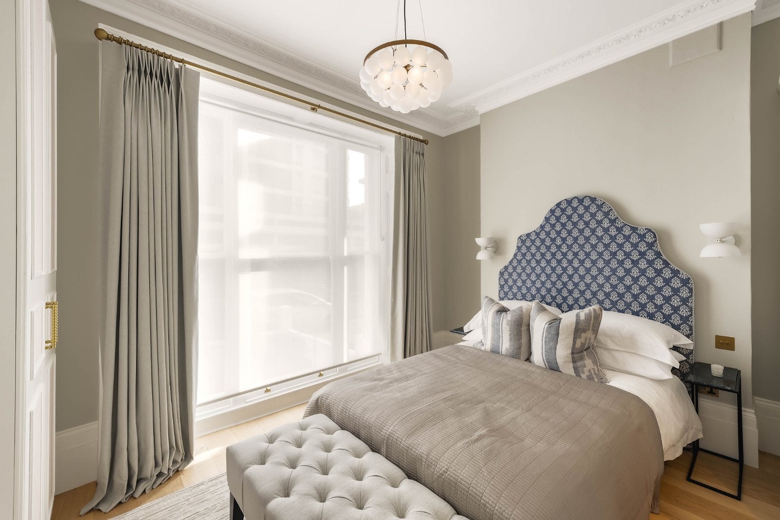 Flat Westbourne Park Road in Greater London