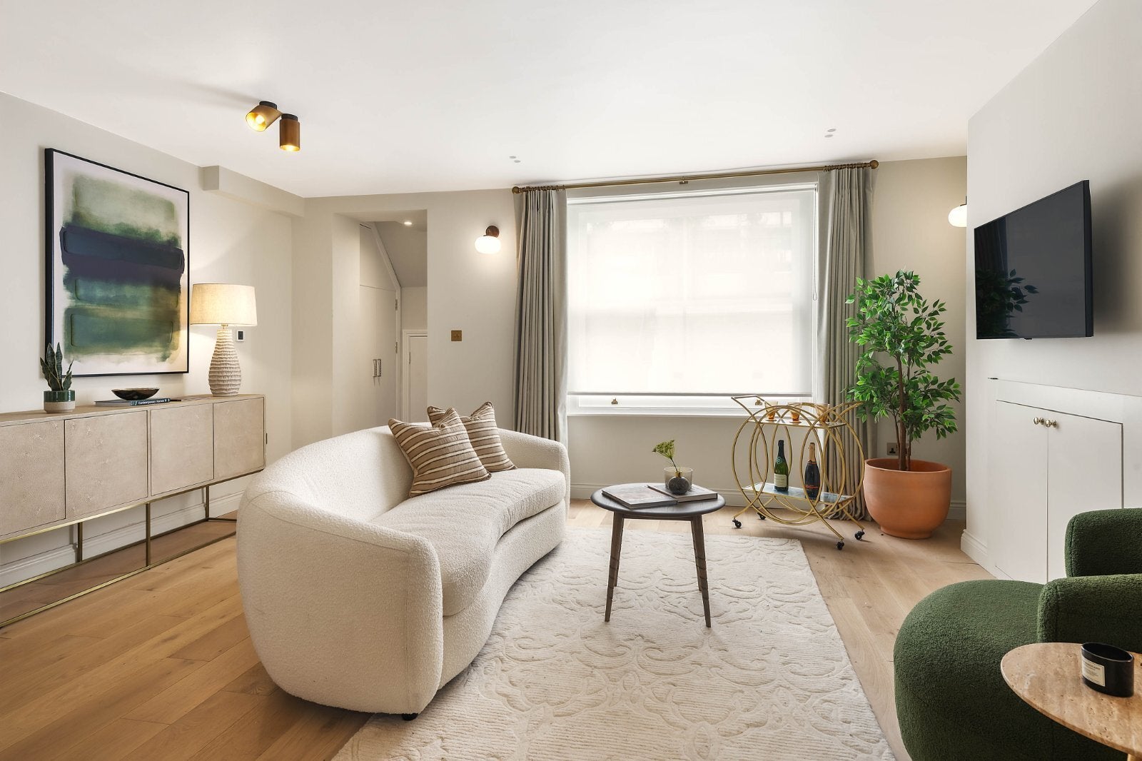 Flat Westbourne Park Road in Greater London