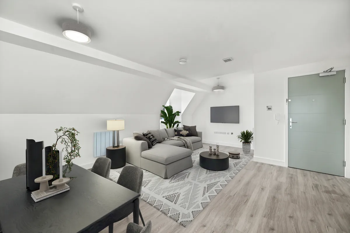Flat Swain Court in Peterborough