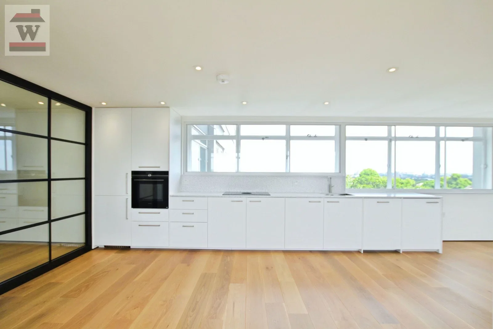 Flat Heronsforde in Greater London