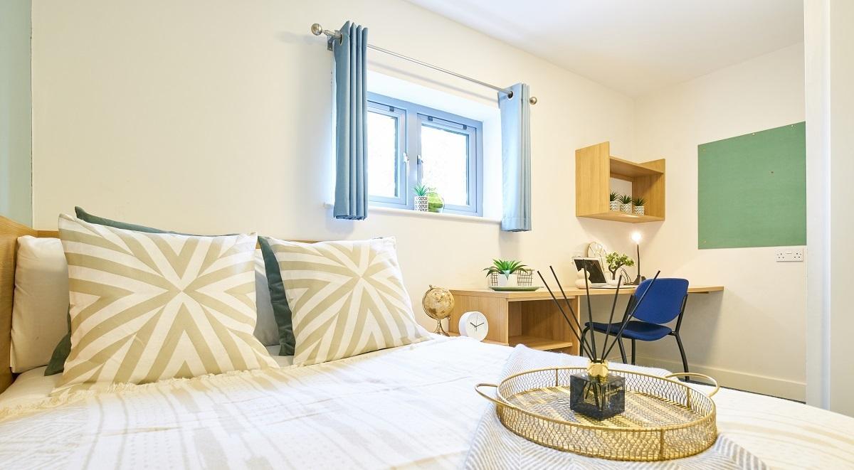 Room Shield Street in Newcastle upon Tyne